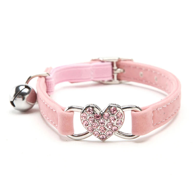 Noned Heart Charm Cat Collar With Bell And Soft Velvet