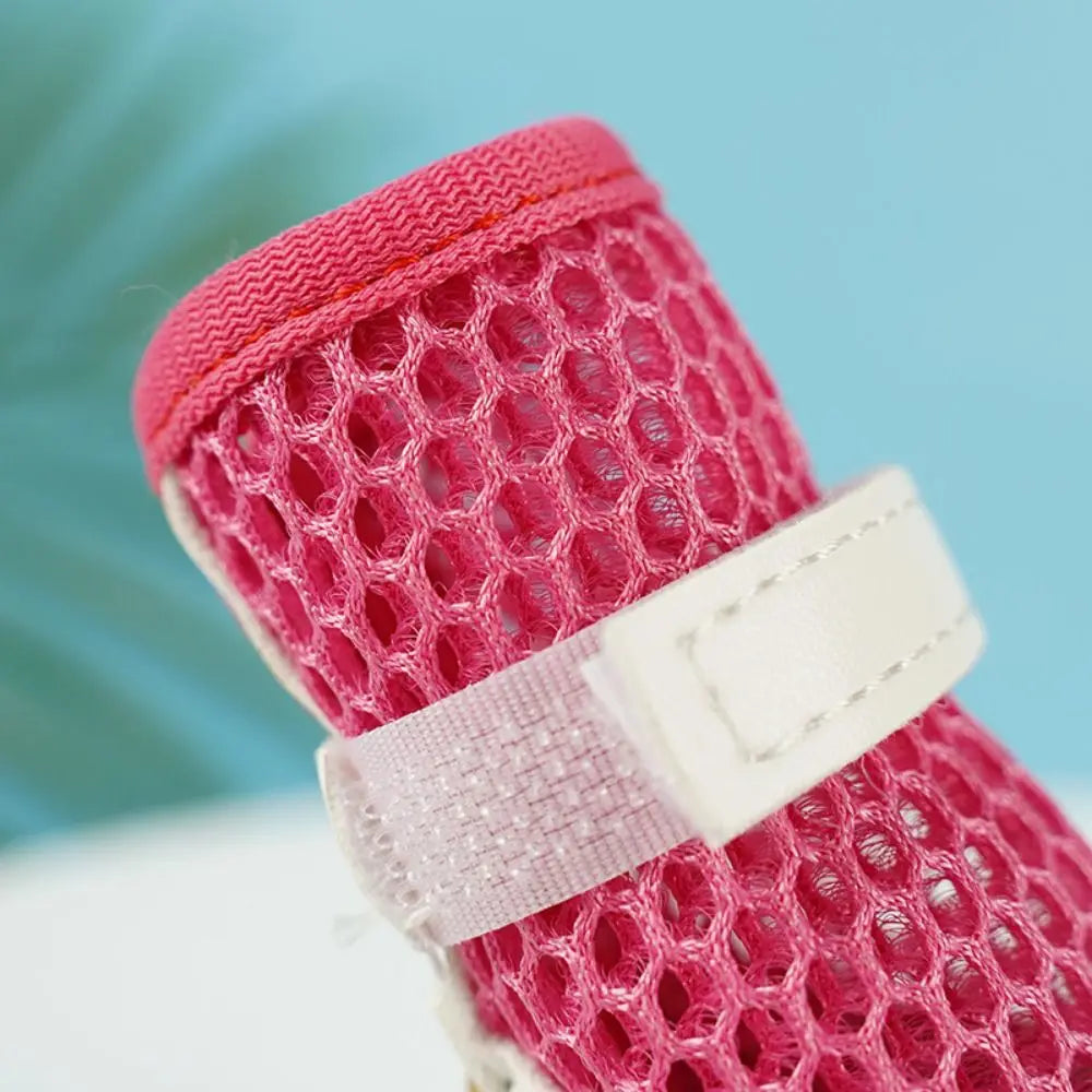 Su Dog Shoes Breathable Dog Net Shoes Soft PVC Hollow Out Dog Shoes Anti-Slip Dog Sandals Shoes Outdoor