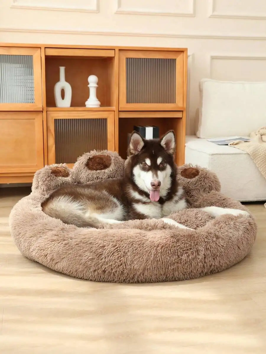1 piece of bear paw-shaped plush pet bed, warm, breathable, and lined with plush, suitable for cats and dogs of all sizes to sleep deeply and safely on, for use in all seasons