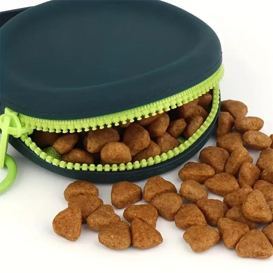 Silicone Dog Treat Training Pouch For Outdoor Training