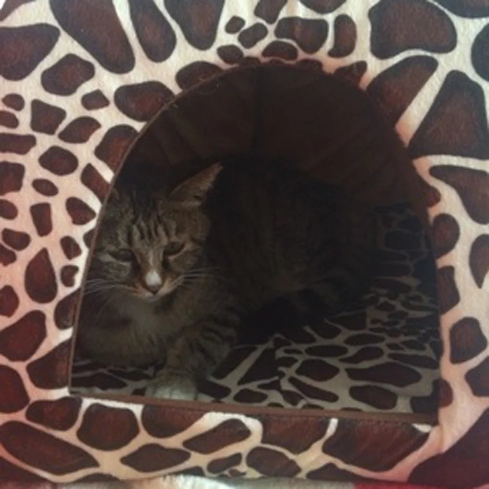 Strawberry Puppy Kennels Washable Pets Cave Sofa Half-Closed Fluffy Dogs Room Pets Sleeping Nest for Winter Indoor