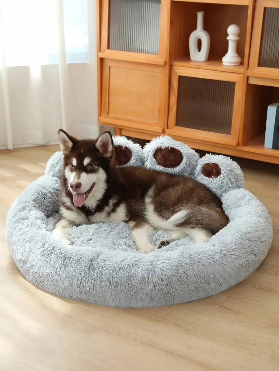 1 piece of bear paw-shaped plush pet bed, warm, breathable, and lined with plush, suitable for cats and dogs of all sizes to sleep deeply and safely on, for use in all seasons