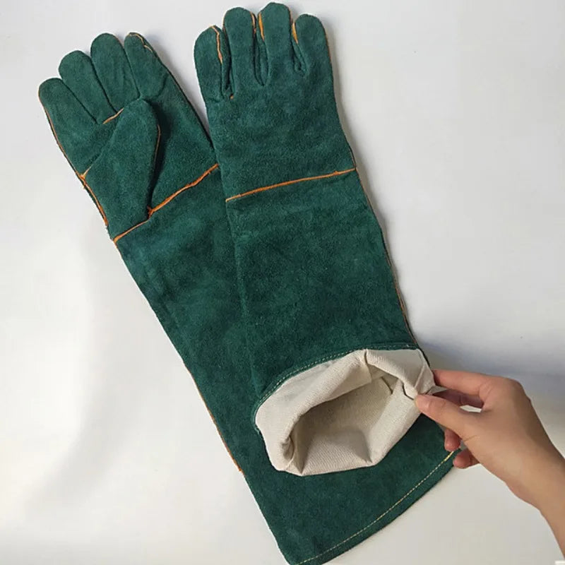 Bite Resistant Animal Gloves for Pets and Welding Training