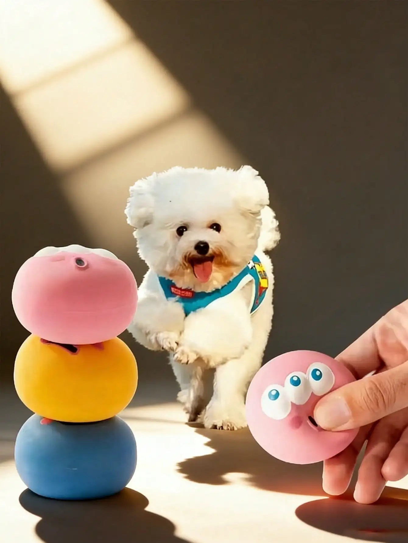 Squeaky Dog Toy With Big Eyes Durable Rubber Dental Ball